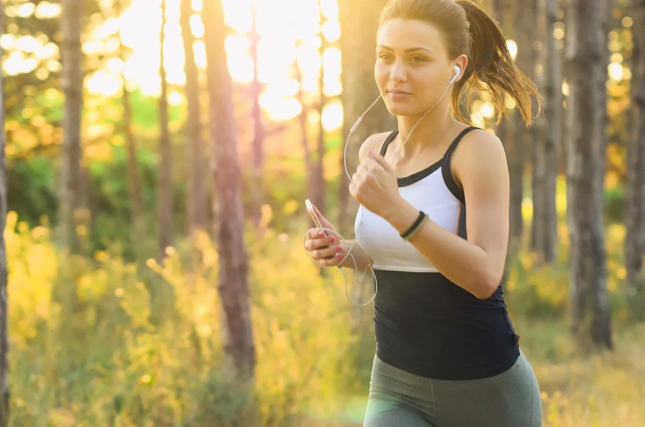 La course à pied est un bon exercice pour pedre du ventre