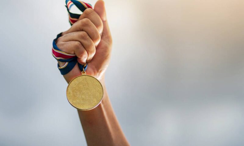 Du dossard à la médaille : personnalisez chaque équipement de sport pour votre course
